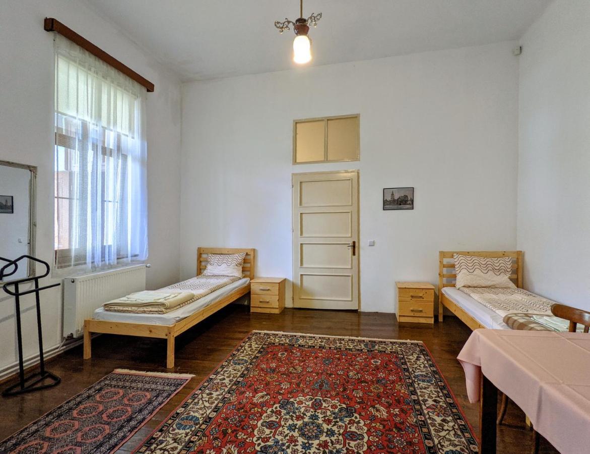 Gaestehaus Honigberg Next To The Fortified Church Of Hărman Εξωτερικό φωτογραφία